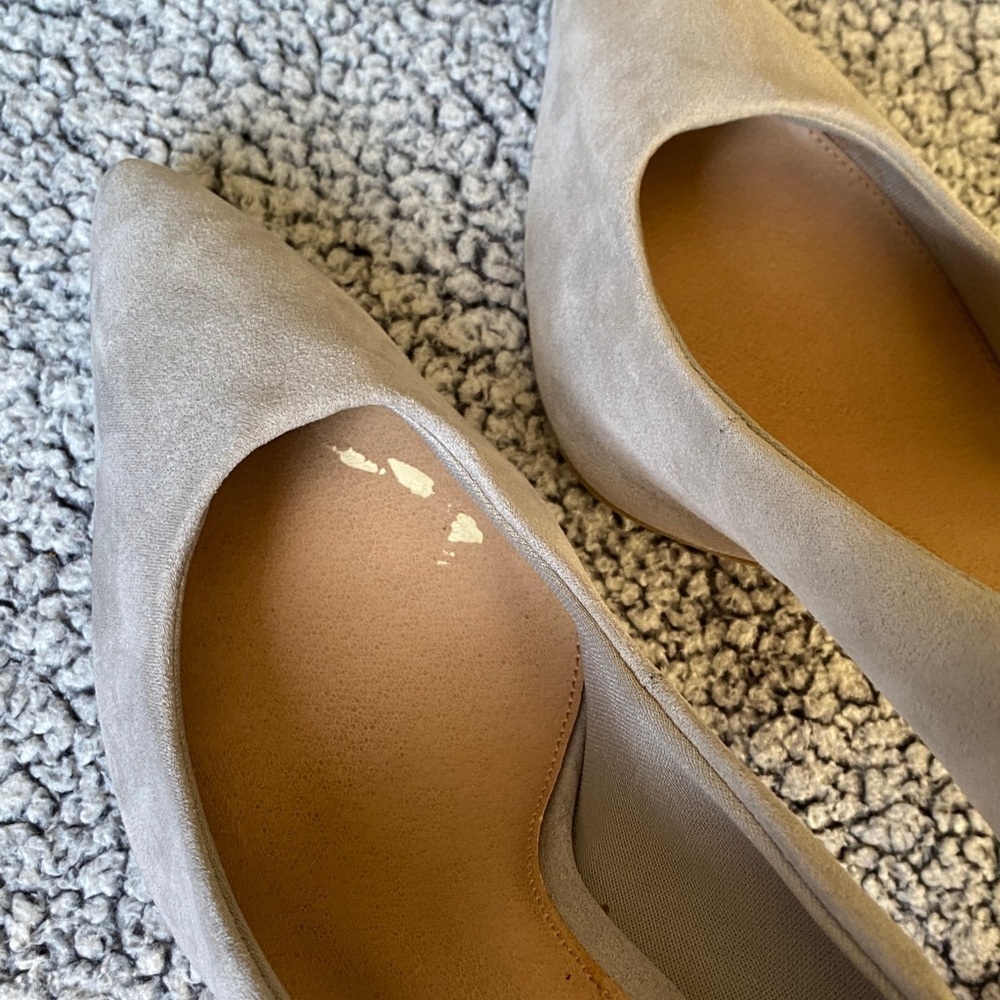 Christian Siriano Women's Light Gray Heels - Picture 5 of 9